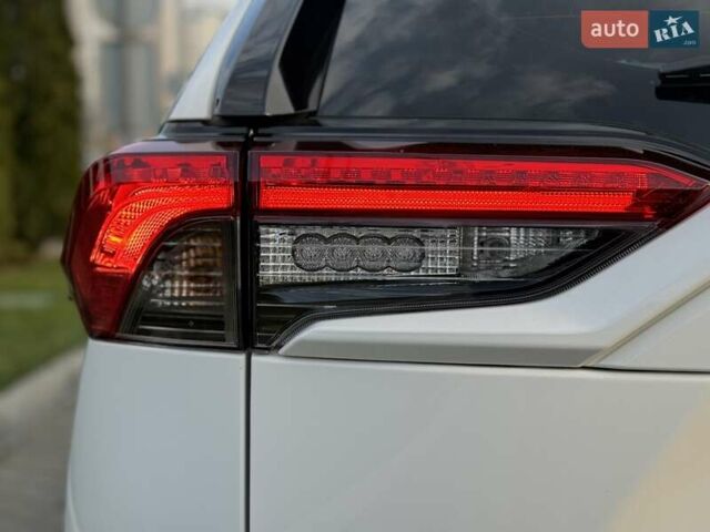 Білий Тойота РАВ 4, об'ємом двигуна 1.99 л та пробігом 76 тис. км за 22500 $, фото 40 на Automoto.ua