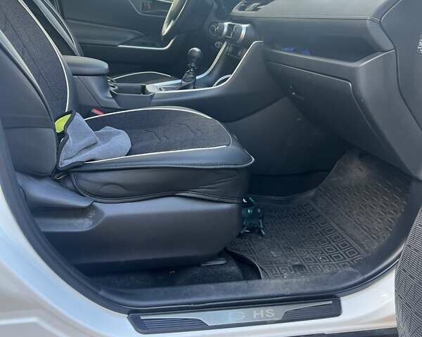 Белый Тойота РАВ 4, объемом двигателя 1.99 л и пробегом 70 тыс. км за 24000 $, фото 13 на Automoto.ua