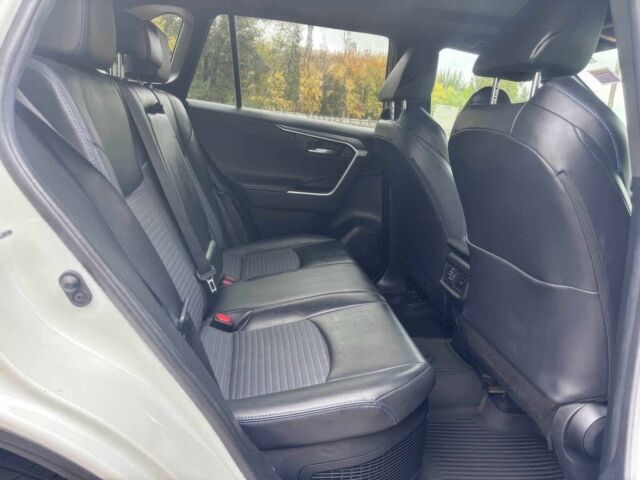 Белый Тойота РАВ 4, объемом двигателя 2.5 л и пробегом 40 тыс. км за 23000 $, фото 9 на Automoto.ua