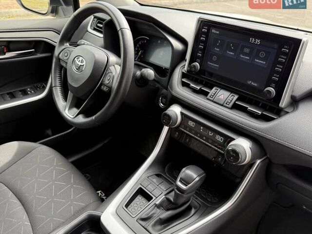 Белый Тойота РАВ 4, объемом двигателя 1.99 л и пробегом 82 тыс. км за 28500 $, фото 43 на Automoto.ua