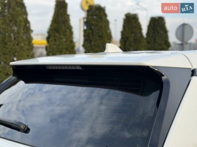 Білий Тойота РАВ 4, об'ємом двигуна 1.99 л та пробігом 76 тис. км за 22500 $, фото 43 на Automoto.ua