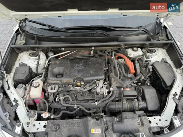 Белый Тойота РАВ 4, объемом двигателя 2.5 л и пробегом 118 тыс. км за 34000 $, фото 22 на Automoto.ua