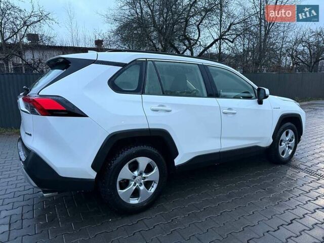 Белый Тойота РАВ 4, объемом двигателя 2.49 л и пробегом 334 тыс. км за 27499 $, фото 3 на Automoto.ua