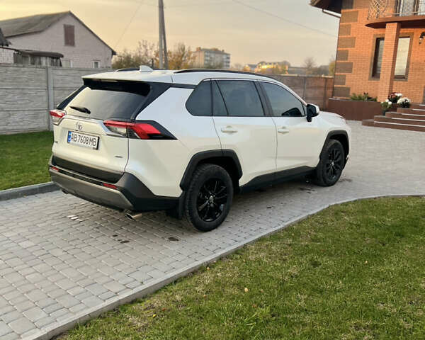 Белый Тойота РАВ 4, объемом двигателя 1.99 л и пробегом 78 тыс. км за 24500 $, фото 4 на Automoto.ua