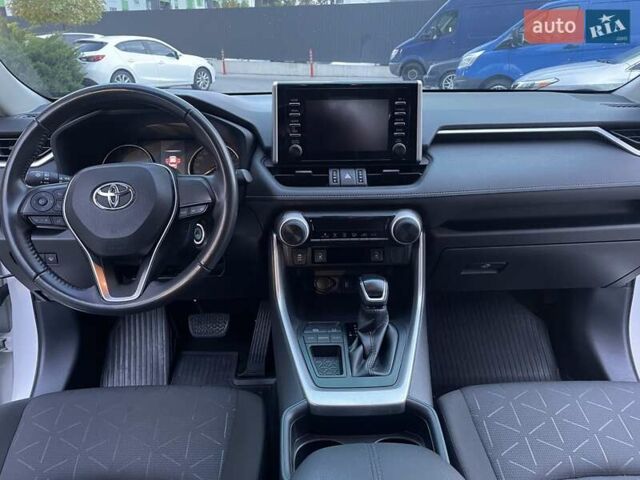 Белый Тойота РАВ 4, объемом двигателя 1.99 л и пробегом 52 тыс. км за 28500 $, фото 11 на Automoto.ua