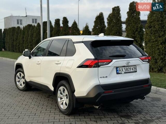 Білий Тойота РАВ 4, об'ємом двигуна 1.99 л та пробігом 76 тис. км за 22500 $, фото 12 на Automoto.ua