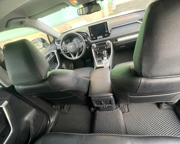 Білий Тойота РАВ 4, об'ємом двигуна 2 л та пробігом 89 тис. км за 29200 $, фото 13 на Automoto.ua