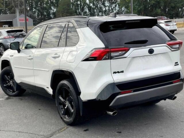 Белый Тойота РАВ 4, объемом двигателя 2.5 л и пробегом 33 тыс. км за 11000 $, фото 2 на Automoto.ua