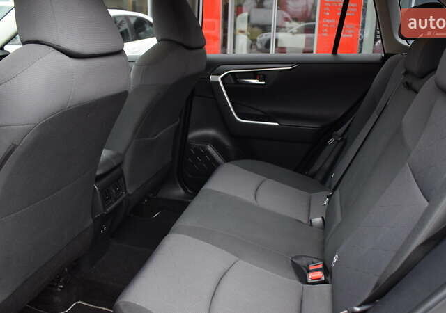 Белый Тойота РАВ 4, объемом двигателя 2.49 л и пробегом 166 тыс. км за 26900 $, фото 10 на Automoto.ua