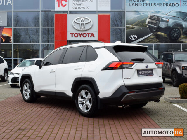 Белый Тойота РАВ 4, объемом двигателя 2.5 л и пробегом 167 тыс. км за 26900 $, фото 1 на Automoto.ua
