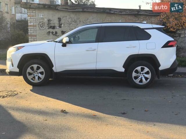 Білий Тойота РАВ 4, об'ємом двигуна 2.49 л та пробігом 45 тис. км за 24500 $, фото 1 на Automoto.ua