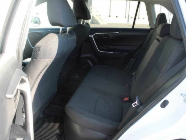 Белый Тойота РАВ 4, объемом двигателя 2.5 л и пробегом 49 тыс. км за 19800 $, фото 9 на Automoto.ua