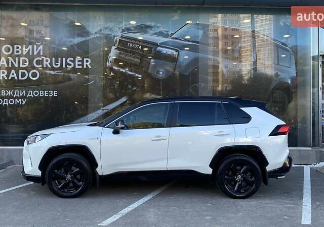 Білий Тойота РАВ 4, об'ємом двигуна 2.49 л та пробігом 120 тис. км за 34020 $, фото 2 на Automoto.ua