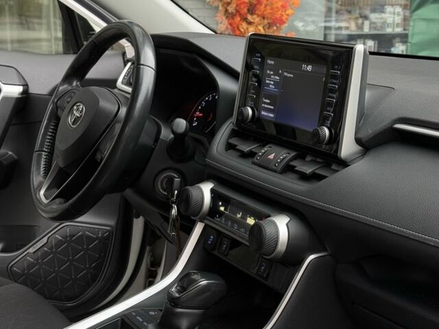 Белый Тойота РАВ 4, объемом двигателя 2 л и пробегом 52 тыс. км за 26900 $, фото 6 на Automoto.ua