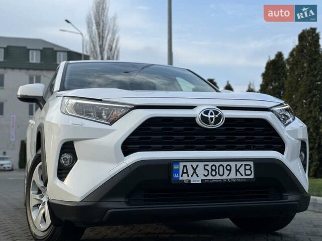 Білий Тойота РАВ 4, об'ємом двигуна 1.99 л та пробігом 76 тис. км за 22500 $, фото 31 на Automoto.ua