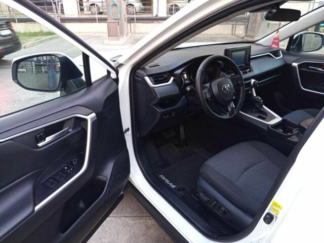 Белый Тойота РАВ 4, объемом двигателя 0 л и пробегом 112 тыс. км за 16000 $, фото 6 на Automoto.ua