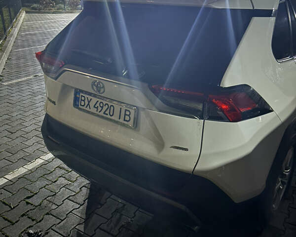 Белый Тойота РАВ 4, объемом двигателя 1.99 л и пробегом 182 тыс. км за 26500 $, фото 14 на Automoto.ua