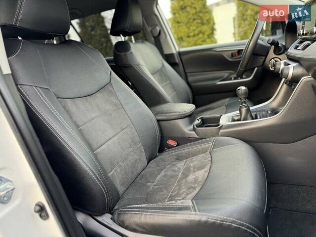 Білий Тойота РАВ 4, об'ємом двигуна 1.99 л та пробігом 76 тис. км за 22500 $, фото 82 на Automoto.ua