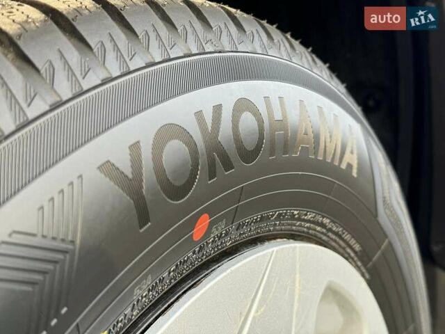 Білий Тойота РАВ 4, об'ємом двигуна 1.99 л та пробігом 76 тис. км за 22500 $, фото 38 на Automoto.ua