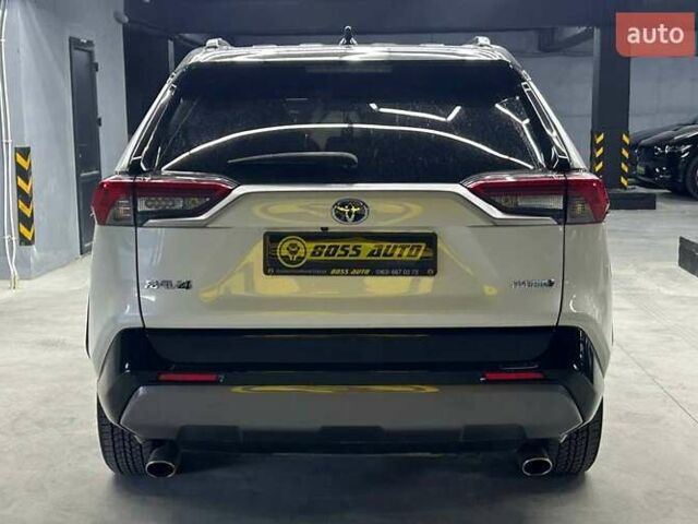 Білий Тойота РАВ 4, об'ємом двигуна 2.49 л та пробігом 78 тис. км за 31500 $, фото 4 на Automoto.ua
