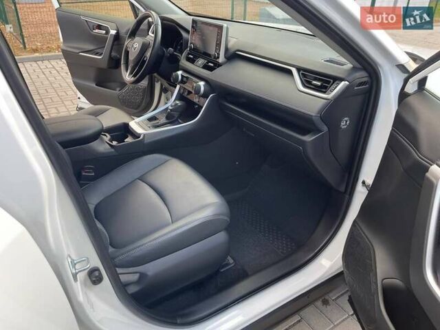 Белый Тойота РАВ 4, объемом двигателя 2.5 л и пробегом 78 тыс. км за 32500 $, фото 31 на Automoto.ua
