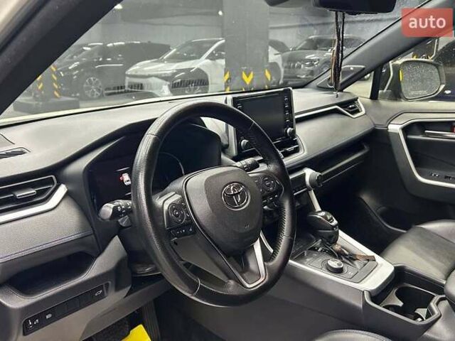 Білий Тойота РАВ 4, об'ємом двигуна 2.49 л та пробігом 78 тис. км за 31500 $, фото 8 на Automoto.ua