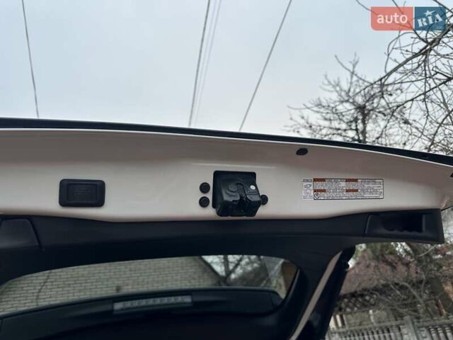 Белый Тойота РАВ 4, объемом двигателя 2.5 л и пробегом 88 тыс. км за 34999 $, фото 58 на Automoto.ua