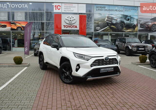 Білий Тойота РАВ 4, об'ємом двигуна 2.49 л та пробігом 132 тис. км за 31200 $, фото 17 на Automoto.ua