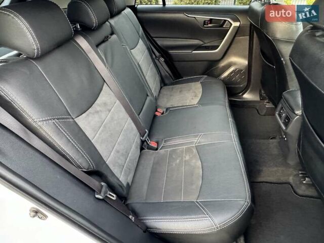 Білий Тойота РАВ 4, об'ємом двигуна 1.99 л та пробігом 76 тис. км за 22500 $, фото 79 на Automoto.ua