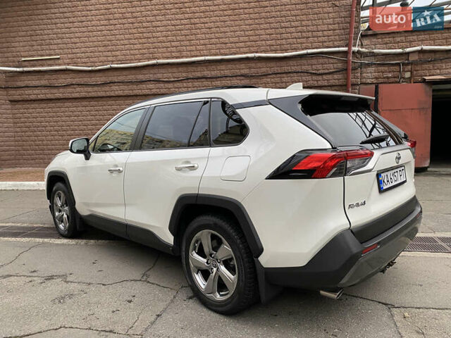 Белый Тойота РАВ 4, объемом двигателя 1.99 л и пробегом 108 тыс. км за 29899 $, фото 5 на Automoto.ua