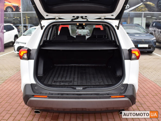 Белый Тойота РАВ 4, объемом двигателя 2.5 л и пробегом 167 тыс. км за 26900 $, фото 9 на Automoto.ua