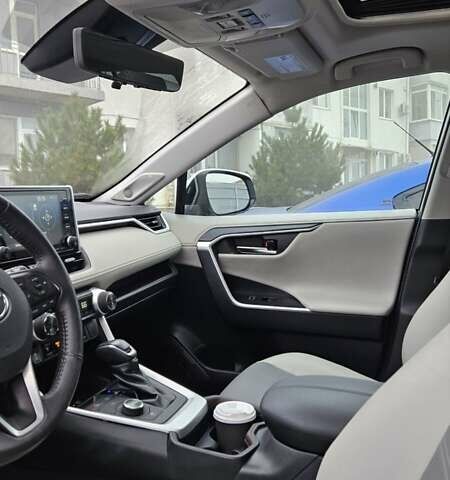 Белый Тойота РАВ 4, объемом двигателя 2.49 л и пробегом 100 тыс. км за 36500 $, фото 7 на Automoto.ua