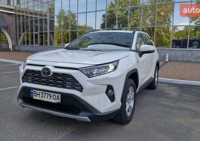 Білий Тойота РАВ 4, об'ємом двигуна 2.49 л та пробігом 57 тис. км за 33900 $, фото 12 на Automoto.ua