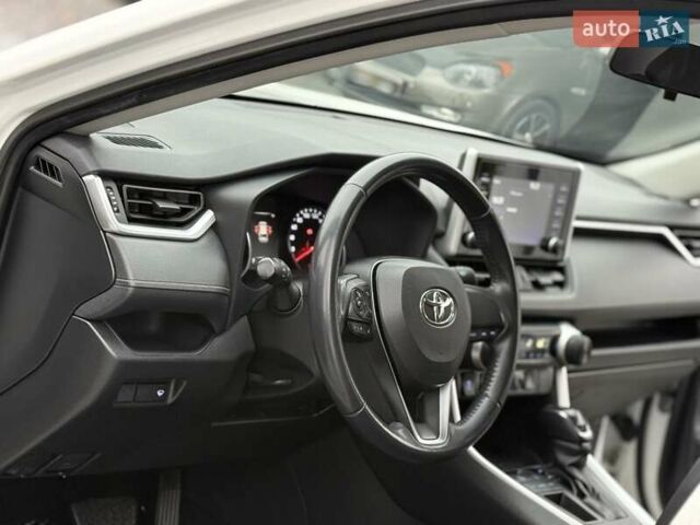 Белый Тойота РАВ 4, объемом двигателя 1.99 л и пробегом 77 тыс. км за 25300 $, фото 39 на Automoto.ua