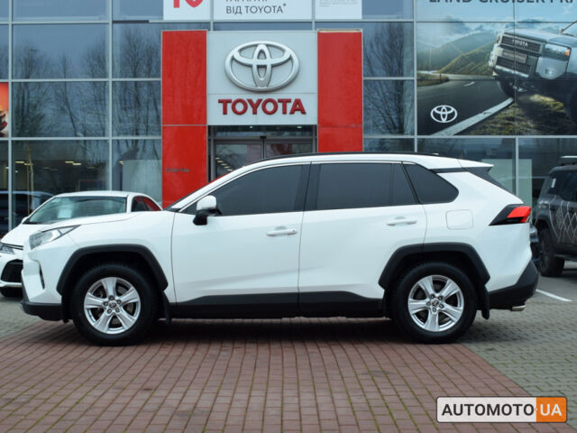 Белый Тойота РАВ 4, объемом двигателя 2.5 л и пробегом 167 тыс. км за 26900 $, фото 2 на Automoto.ua