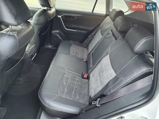 Білий Тойота РАВ 4, об'ємом двигуна 1.99 л та пробігом 76 тис. км за 22500 $, фото 65 на Automoto.ua