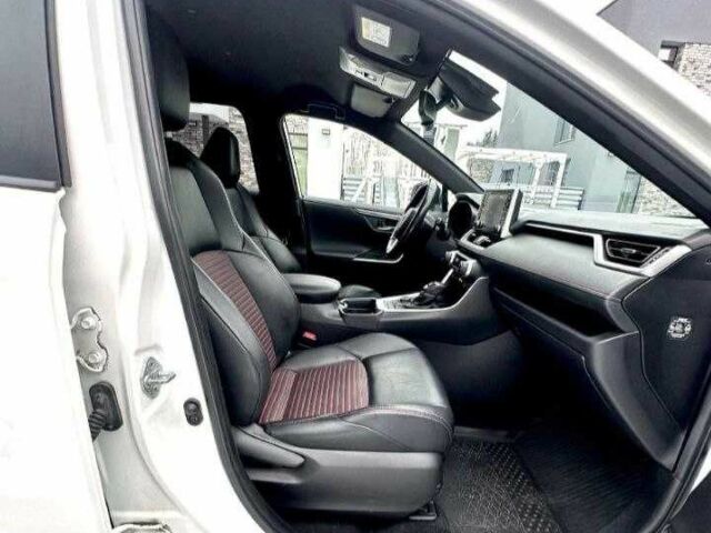 Белый Тойота РАВ 4, объемом двигателя 2.6 л и пробегом 149 тыс. км за 20550 $, фото 17 на Automoto.ua