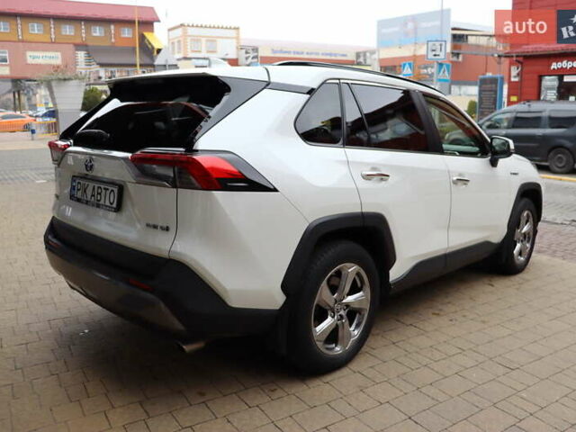 Білий Тойота РАВ 4, об'ємом двигуна 2.49 л та пробігом 95 тис. км за 37900 $, фото 2 на Automoto.ua