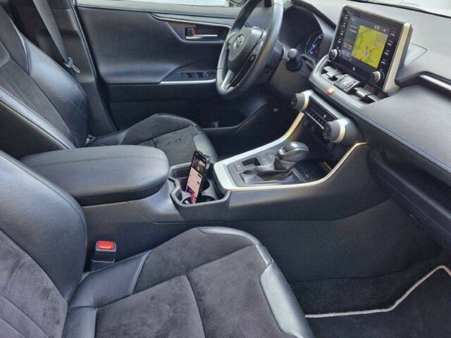 Білий Тойота РАВ 4, об'ємом двигуна 0 л та пробігом 66 тис. км за 17500 $, фото 10 на Automoto.ua