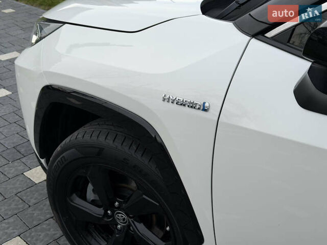 Белый Тойота РАВ 4, объемом двигателя 2.5 л и пробегом 118 тыс. км за 34000 $, фото 15 на Automoto.ua