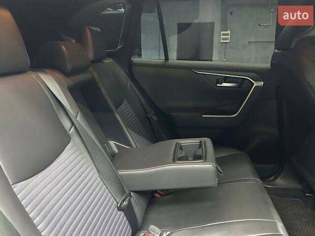 Білий Тойота РАВ 4, об'ємом двигуна 2.49 л та пробігом 78 тис. км за 31500 $, фото 16 на Automoto.ua