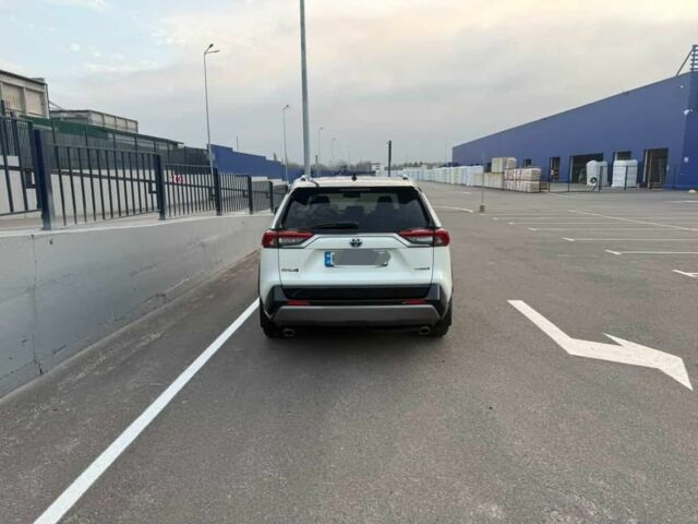 Белый Тойота РАВ 4, объемом двигателя 2.5 л и пробегом 82 тыс. км за 36500 $, фото 5 на Automoto.ua