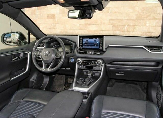 Белый Тойота РАВ 4, объемом двигателя 0 л и пробегом 84 тыс. км за 18000 $, фото 16 на Automoto.ua