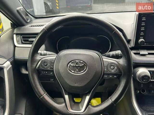 Білий Тойота РАВ 4, об'ємом двигуна 2.49 л та пробігом 78 тис. км за 31500 $, фото 12 на Automoto.ua