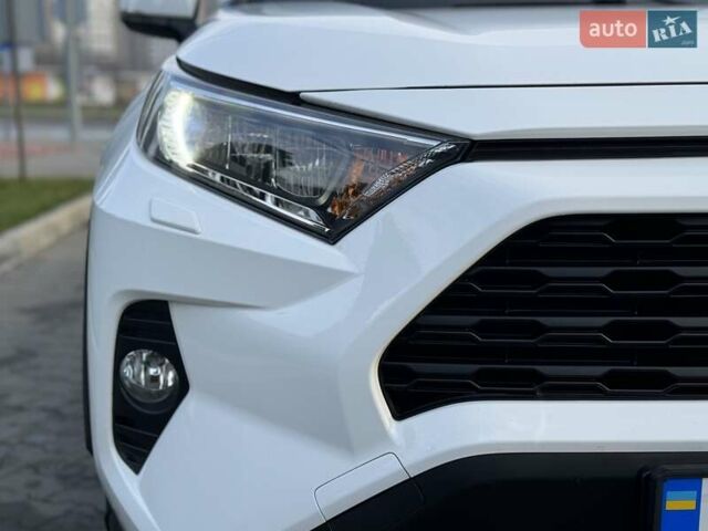 Білий Тойота РАВ 4, об'ємом двигуна 1.99 л та пробігом 76 тис. км за 22500 $, фото 2 на Automoto.ua