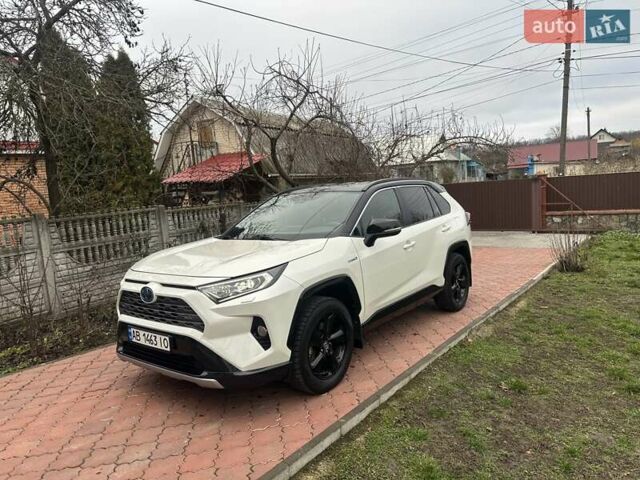 Белый Тойота РАВ 4, объемом двигателя 2.5 л и пробегом 88 тыс. км за 34999 $, фото 1 на Automoto.ua