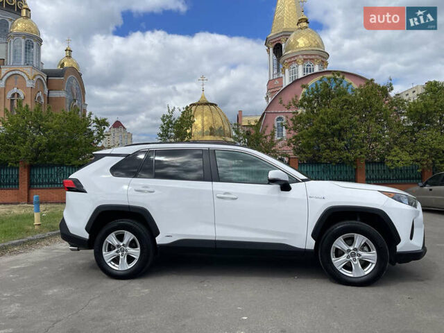 Білий Тойота РАВ 4, об'ємом двигуна 2.5 л та пробігом 70 тис. км за 32900 $, фото 4 на Automoto.ua