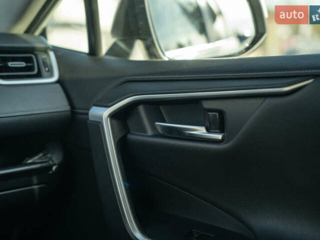 Белый Тойота РАВ 4, объемом двигателя 2.49 л и пробегом 119 тыс. км за 33900 $, фото 36 на Automoto.ua