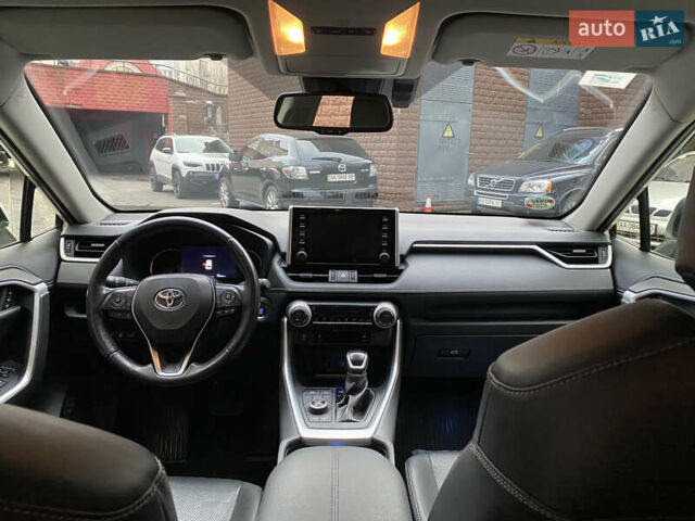 Белый Тойота РАВ 4, объемом двигателя 1.99 л и пробегом 108 тыс. км за 29899 $, фото 6 на Automoto.ua