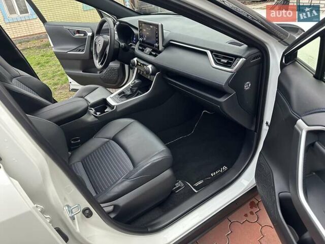 Белый Тойота РАВ 4, объемом двигателя 2.5 л и пробегом 88 тыс. км за 34999 $, фото 34 на Automoto.ua